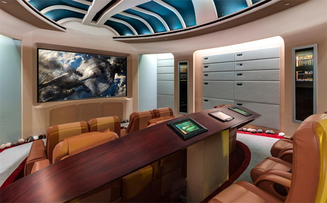 Η έπαυλη με δωμάτιο εμπνευσμένο από το «Enterprise»