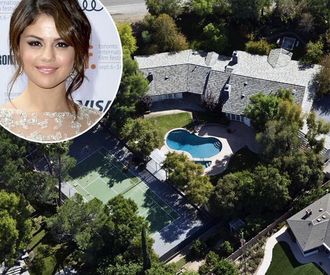 Η Selena Gomez πουλάει τη βίλα της για 3 εκατ. δολάρια