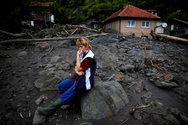Βοήθεια για την οικονομική ανασυγκρότηση της κατεστραμμένης Σερβίας