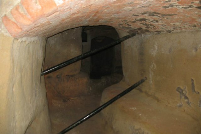 Οι υπόγειες σπηλιές του Nottingham