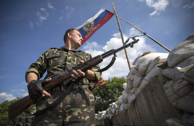 Οι φιλορώσοι αυτονομιστές στην Ανατολική Ουκρανία συμφωνούν για εκεχειρία