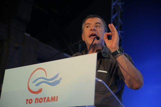 Θεοδωράκης: Το Ποτάμι δεν δίνει πολιτική λευκή επιταγή σε κανέναν