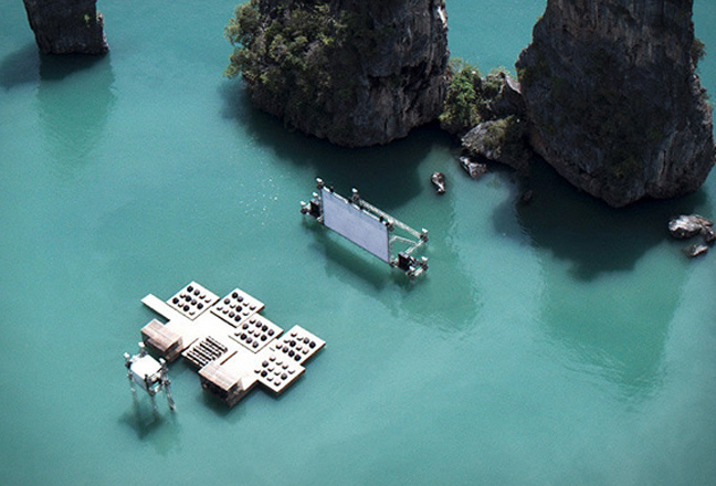 Ο πλωτός κινηματογράφος της Ταϊλάνδης