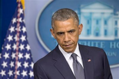 Αντίθετος με την ταξιδιωτική οδηγία για τον Έμπολα ο Ομπάμα