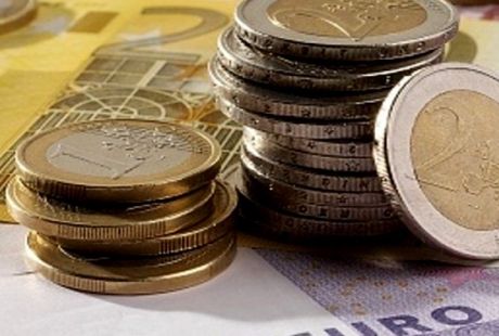 Στα 2,48 δισ. ευρώ το έλλειμμα τρεχουσών συναλλαγών στο πεντάμηνο