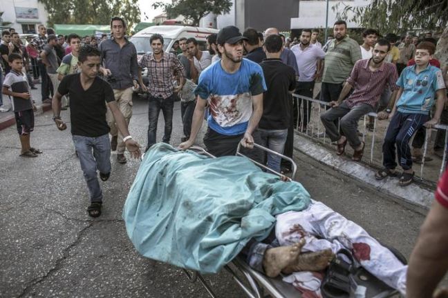 Επιθέσεις σε νοσοκομείο και καταυλισμό προσφύγων στη Γάζα