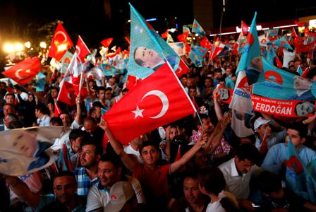 «Ιστορική η νίκη Ερντογάν»