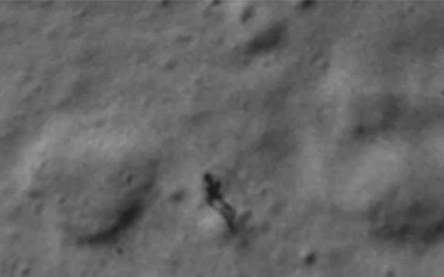 Η φωτογραφία της NASA από τη Σελήνη που ξεσήκωσε τους&#8230; ΟΥΦΟλόγους