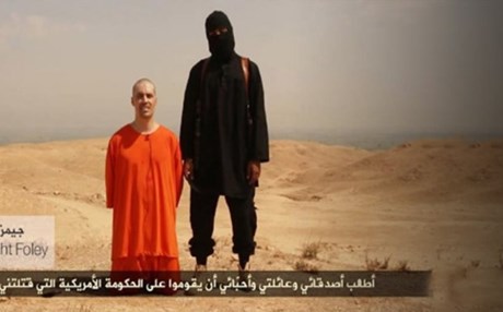 Βίντεο &#8211; σοκ με αποκεφαλισμό αμερικανού δημοσιογράφου από το ISIS