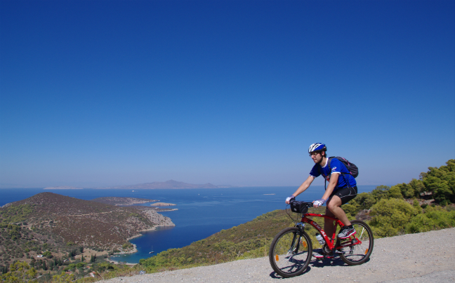 Περιπλανηθείτε σε όλη την Ελλάδα με ποδήλατο!