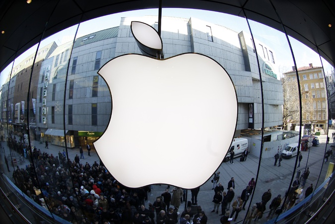 Τρία νέα iPhone σχεδιάζει να λανσάρει η Apple εντός του 2015