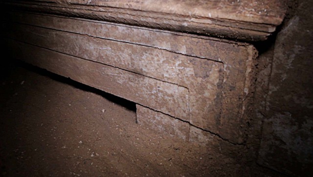 Ισχυρές ενδείξεις ότι ο τάφος στην Αμφίπολη έχει συληθεί