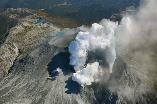 Εντοπίστηκαν 5 ορειβάτες με καρδιακή ανακοπή στο ηφαίστειο Οντάκε