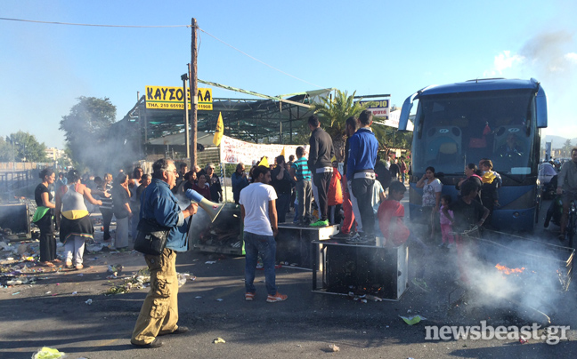 Κλειστά και τα δύο ρεύματα στη Μεσογείων