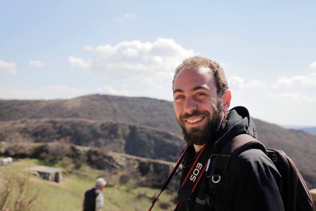 Ο Έλληνας φωτορεπόρτερ που έφτασε μια ανάσα από τους τζιχαντιστές
