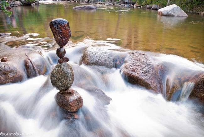 Καλύτερα να μην παίξετε Jenga με αυτό τον τύπο