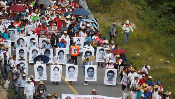 Πορεία διαμαρτυρίας για τους αγνοούμενους φοιτητές στο Μεξικό