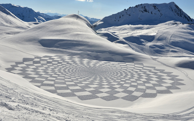 Εκπληκτικά έργα τέχνης πάνω στο χιόνι