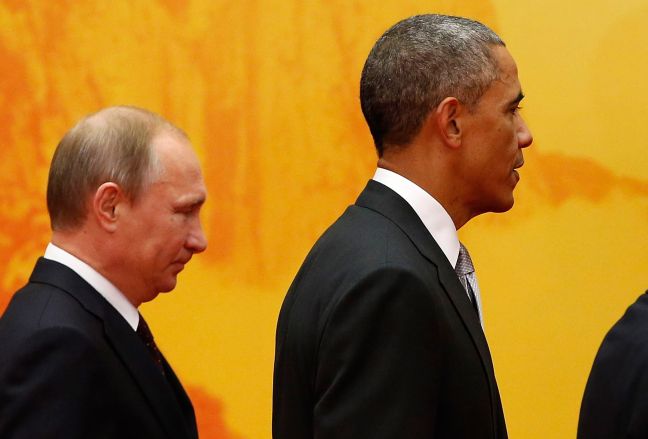 «Οι ΗΠΑ, όχι η Ρωσία» ζήτησαν συνάντηση Πούτιν και Ομπάμα