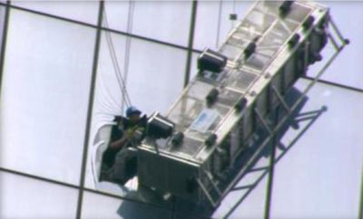 Δραματική διάσωση υαλοκαθαριστών στο «One World Trade Center»