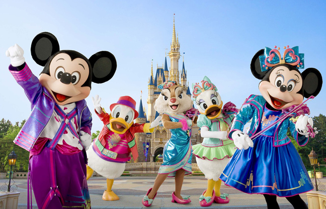 Τα 20 πιο διάσημα τουριστικά αξιοθέατα Tokyo Disneyland