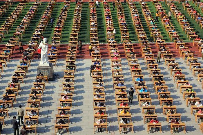 Στην Κίνα παίρνουν πολύ σοβαρά τις εξετάσεις