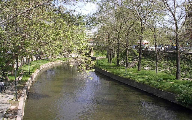 Οι 100 ελληνικοί προορισμοί για φθινόπωρο και για χειμώνα