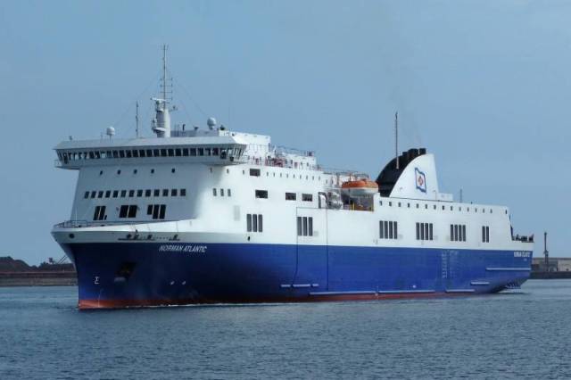 Μεγάλη επιχείρηση για την ασφαλή εγκατάλειψη των επιβατών του «Νorman Αtlantic»