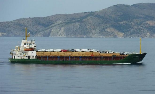 «Πάνω από 400 μετανάστες στο πλοίο ανοιχτά της Κέρκυρας»