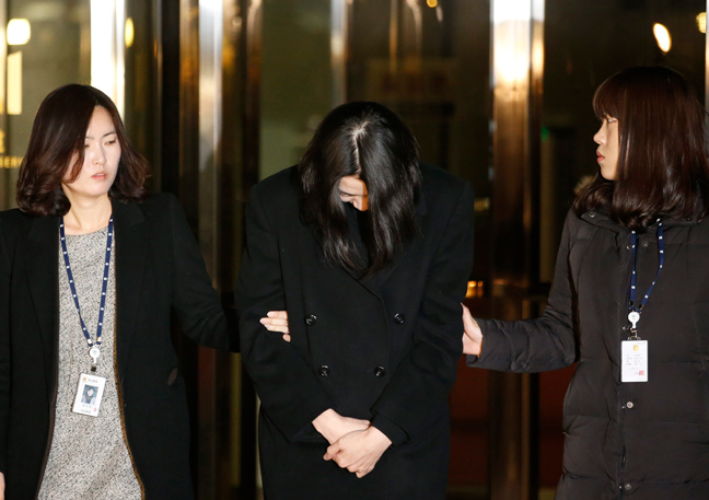 Συνελήφθη η ιδιότροπη κόρη του ιδιοκτήτη της Korean Air