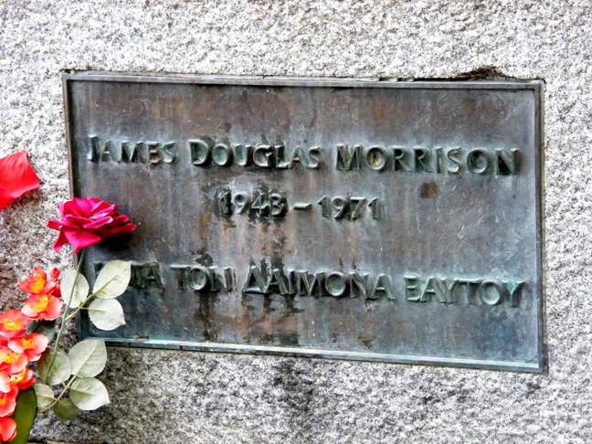  Ο τάφος του Μόρισον στο Παρίσι