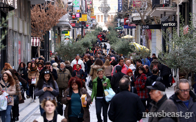 Στον χορό των χειμερινών εκπτώσεων κινείται η αγορά