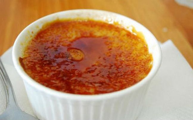 Creme brulee με άρωμα λεμόνι