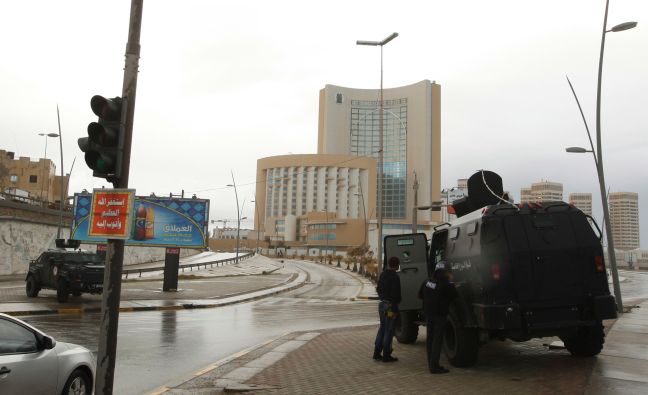 Οκτώ οι νεκροί στο ξενοδοχείο της Τρίπολης