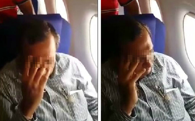 Γυναίκα ντροπιάζει άντρα κατά τη διάρκεια πτήσης επειδή την άγγιξε