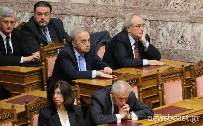 Παρών στη Βουλή και ο Νίκος Κωνσταντόπουλος