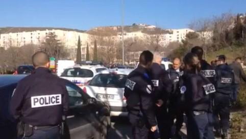 Επίθεση με καλάσνικοφ κατά αστυνομικών στη Μασσαλία