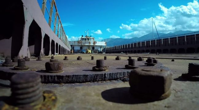 «Νεκροταφείο» πλοίων το λιμάνι των Μαλίων