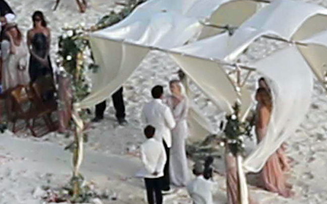 Οι πρώτες φωτογραφίες από τον γάμο του Johnny Depp