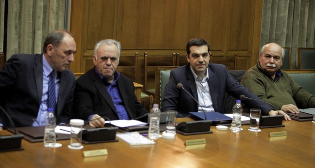 Αμοιβαίες υποχωρήσεις ζητά η Αθήνα