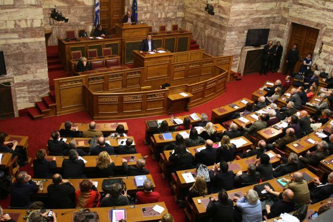 Ο ΣΥΡΙΖΑ καταθέτει πρόταση για εξεταστική επιτροπή για το μνημόνιο