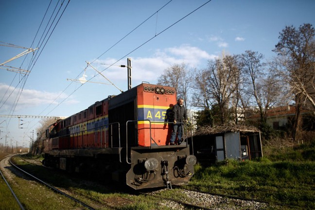 Bloomberg: O ΣΥΡΙΖΑ μπορεί να τελματώσει τον σιδηρόδρομο