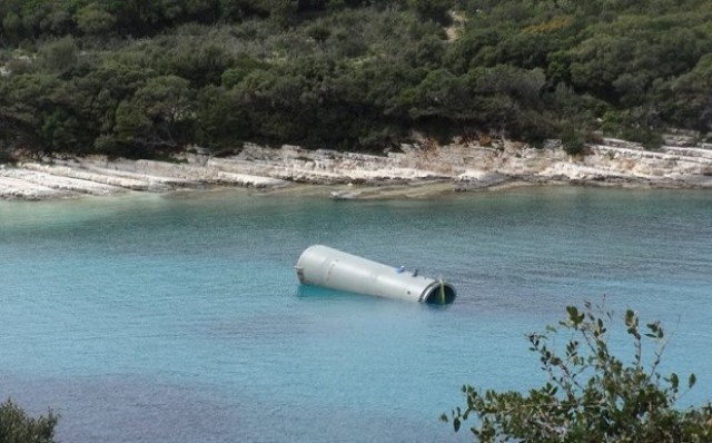 "Ύποπτο" αντικείμενο στη θάλασσα του Φισκάρδου