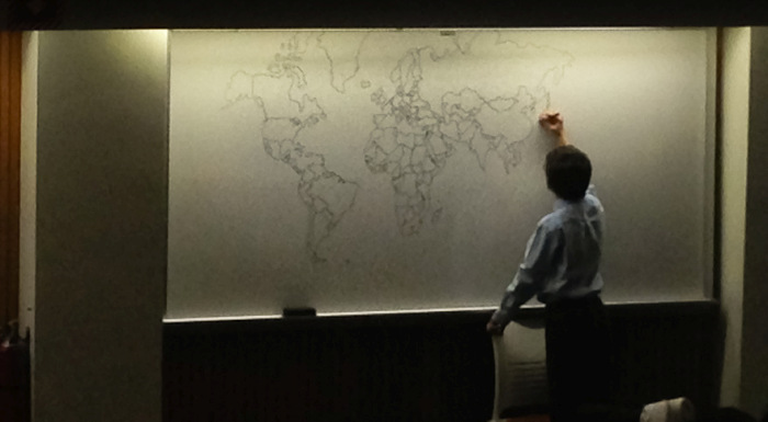 Ο παγκόσμιος χάρτης από το χέρι ενός αυτιστικού 11χρονου