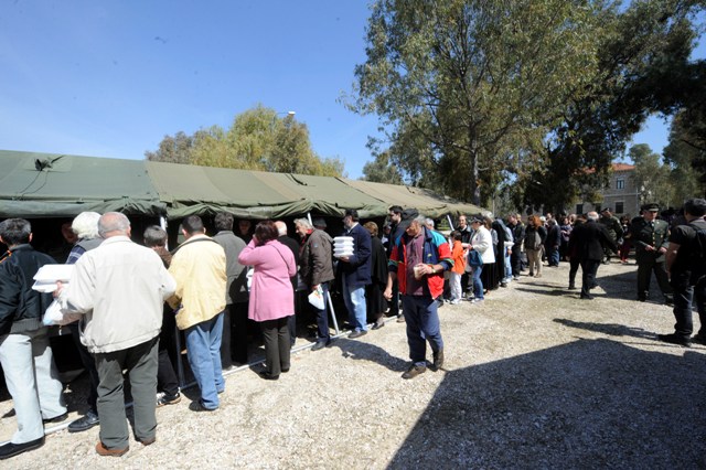 "Δεν θα σβήσουν το μήνυμα της Ανάστασης όσο και αν θέλουν"