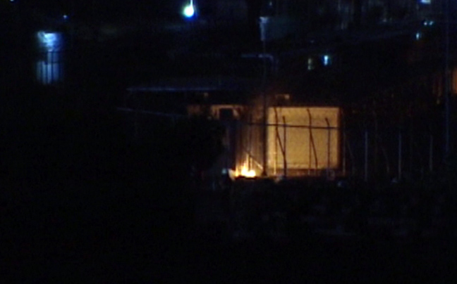 Μετανάστες έβαλαν φωτιά στο κέντρο υποδοχής της Σάμου