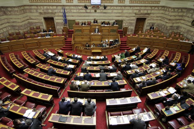 Εντός του Μαΐου στη Βουλή το νομοσχέδιο για την αύξηση του κατώτερου μισθού