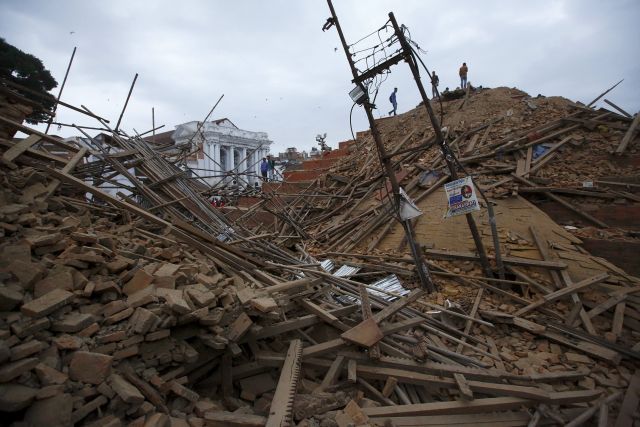 Χάος στο Νεπάλ από τον φονικό σεισμό