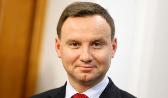 Νέος πρόεδρος της Πολωνίας ο Αντρέι Ντούντα