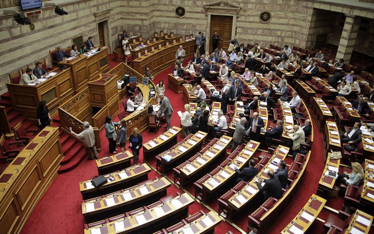 Αποφασισμένοι να καταψηφίσουν το «μνημονιακό πολυνομοσχέδιο» βουλευτές του ΣΥΡΙΖΑ